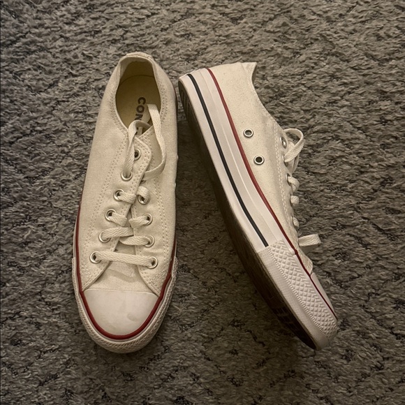 Converse Women's Chuck Taylor All-Star Low Top Shoes - Picture 2 of 5